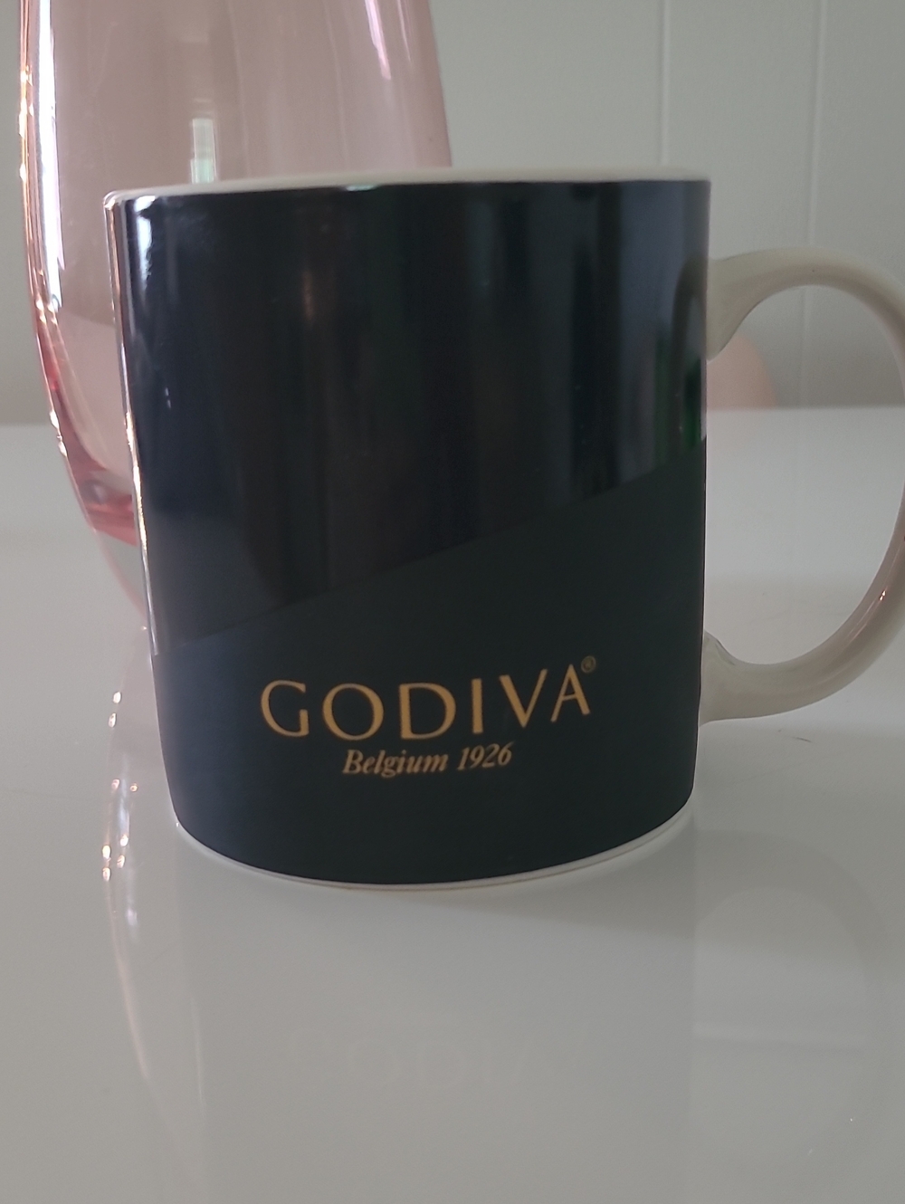 GODIVA Black & Gold Logo Coffee Mug Authentique